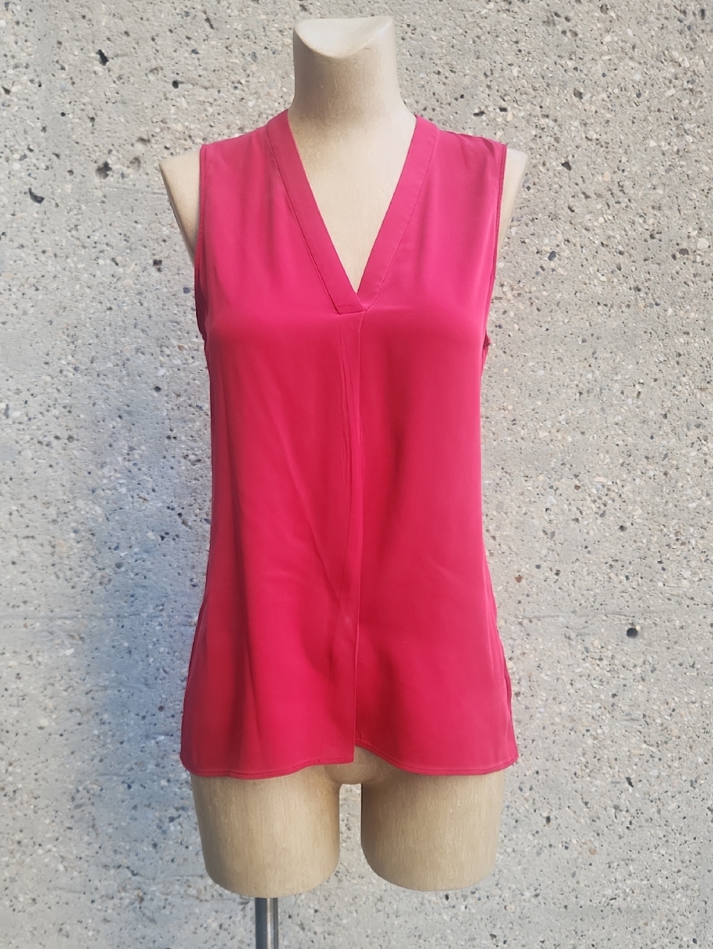 Theory Silk Sleeveless Blouse